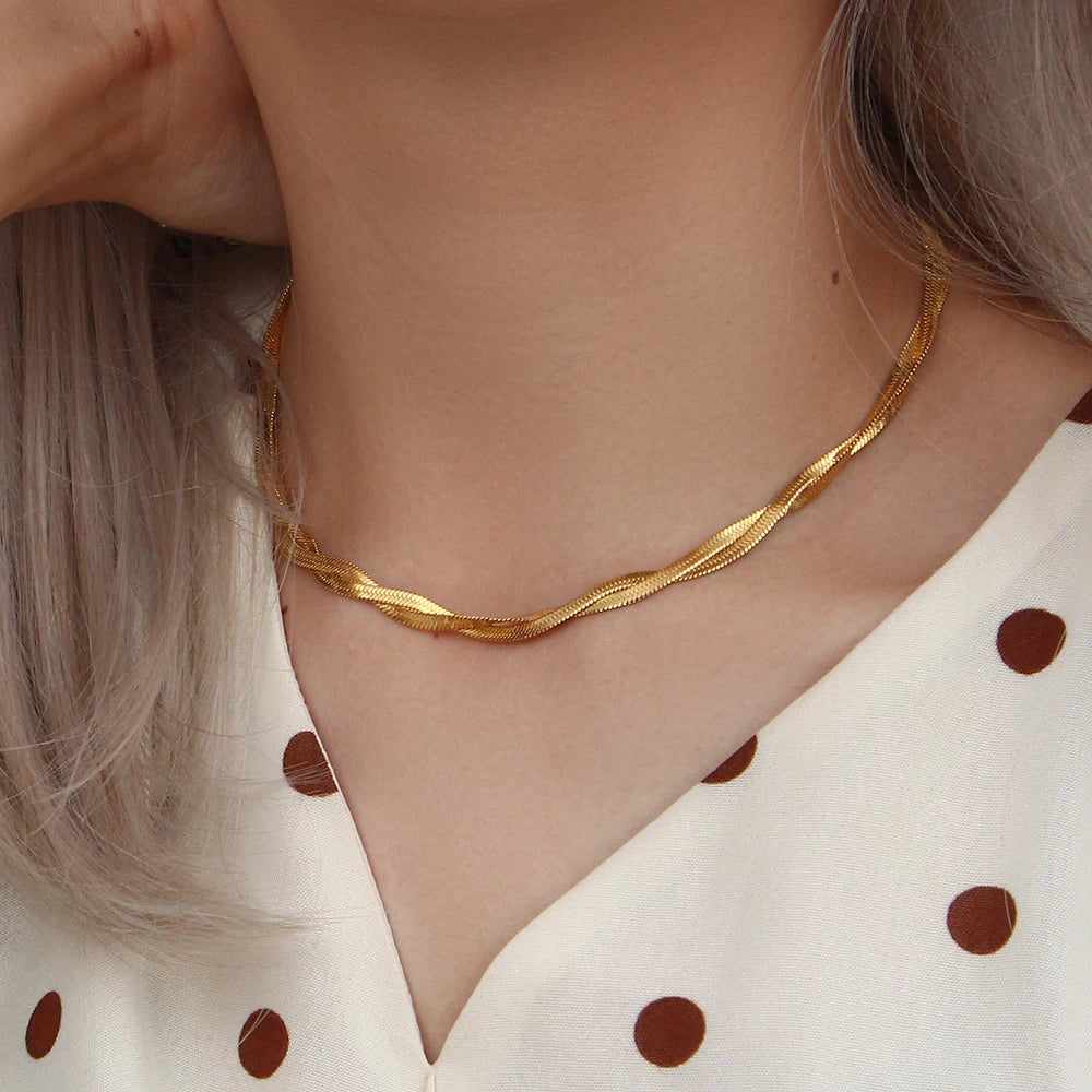 E.B.belle – ensemble de bracelets et colliers en chaîne à chevrons tressées imperméables plaqués or, vente en gros de bijoux en acier inoxydable pour femmes