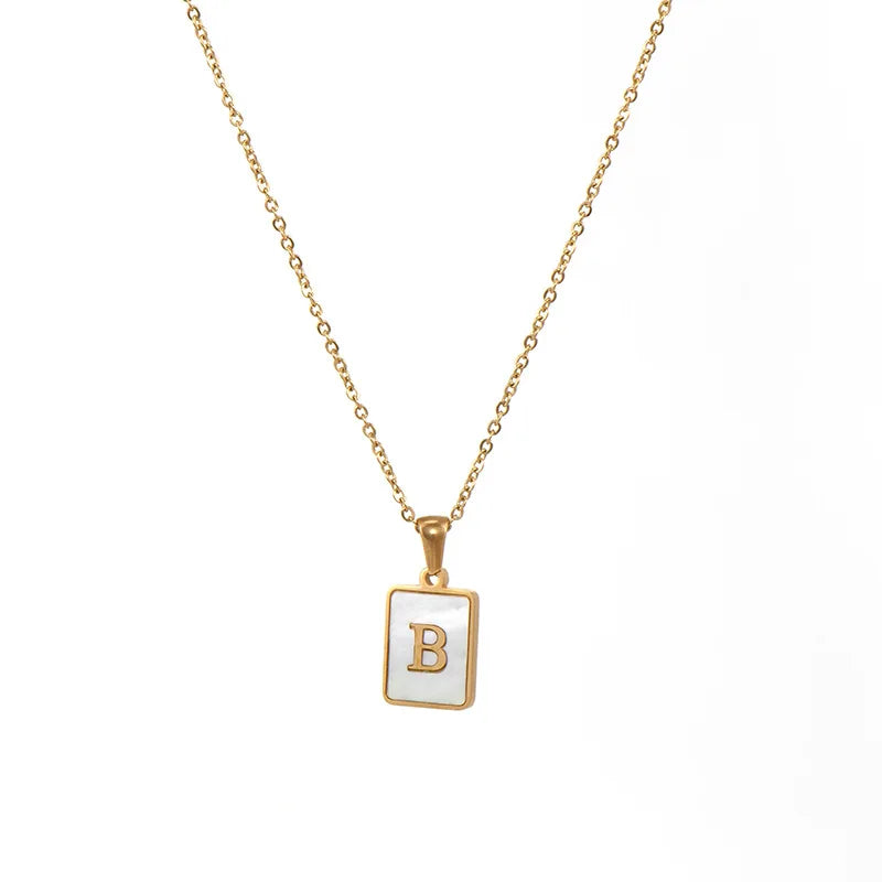 E.B.belle – collier minimaliste en nacre pour femmes, en acier inoxydable, sans ternissement, avec lettres plaquées or