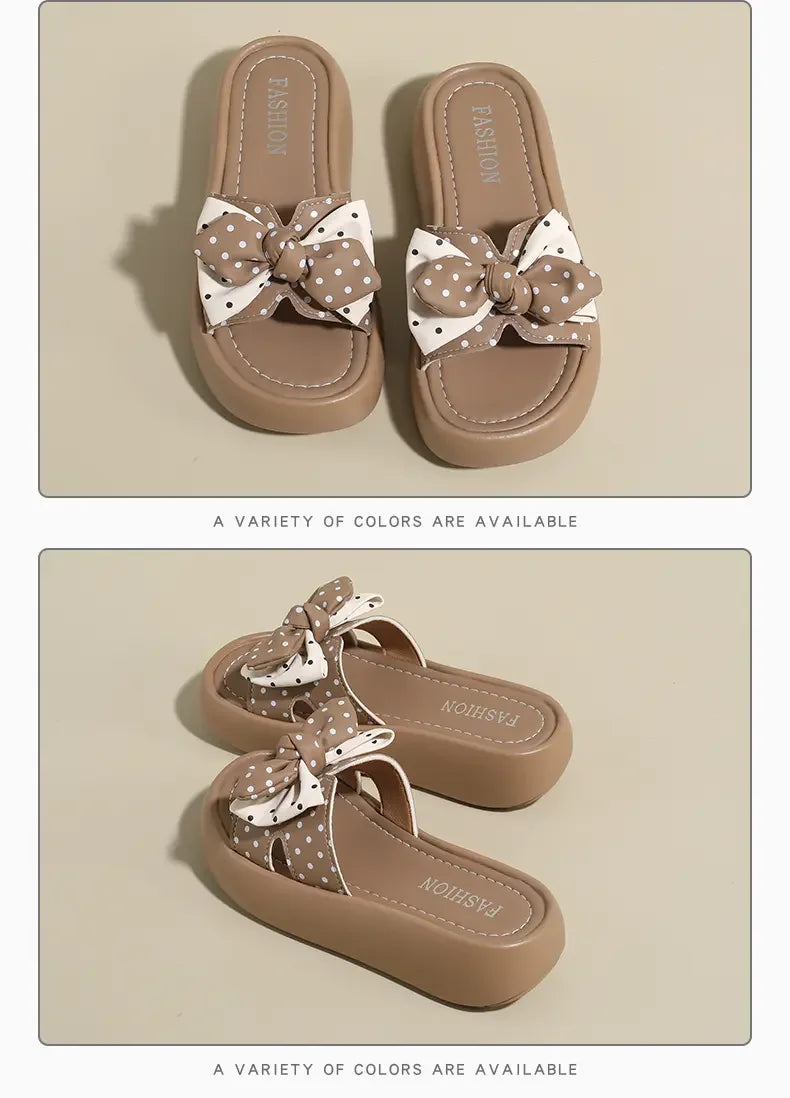 Nouvelles chaussures pour femmes 2026, style français haut de gamme, pantoufles d'extérieur antidérapantes, sandales d'été à semelle souple