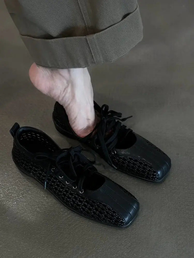 Chaussures de ballet plates pour femmes, chaussures décontractées de créateur, chaussures de sport à bout carré en maille, baskets tendance à lacets, confortables pour femme