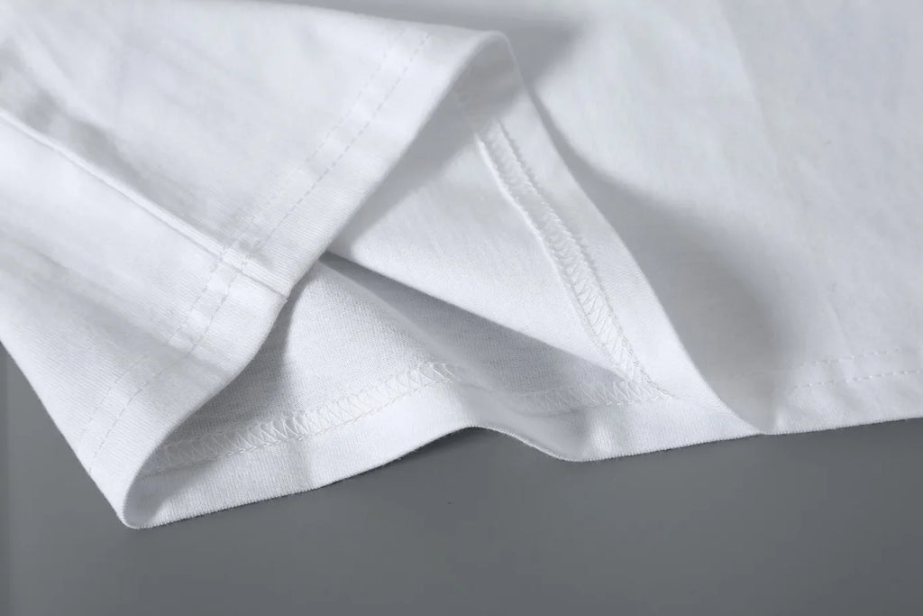 T-shirt pour femme avec un design amusant sur le thème des livres, parfait pour ceux qui sont contraints de travailler - Haut décontracté. T-shirts graphiques, streetwear d'été.