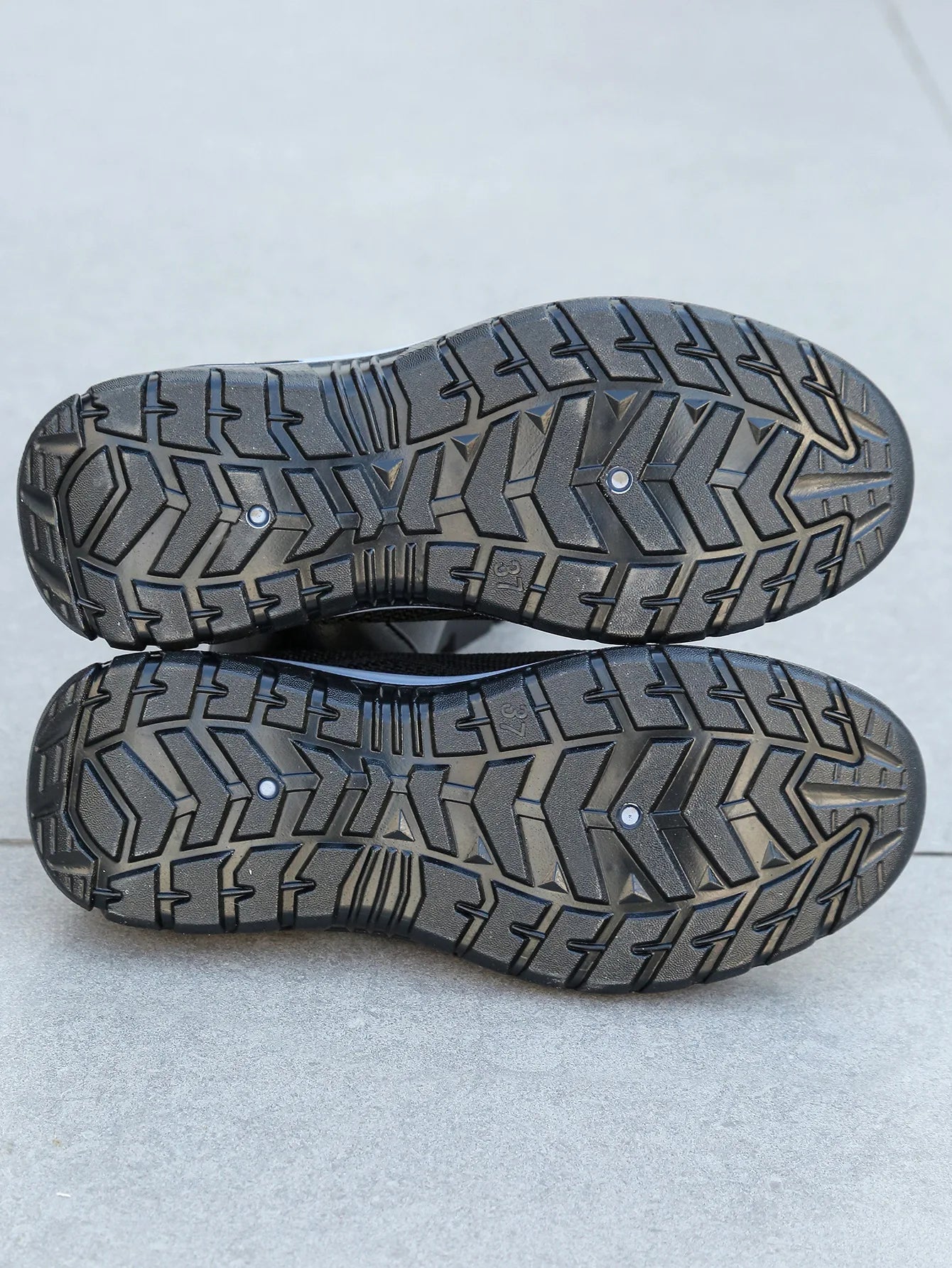 Chaussures décontractées respirantes et tendance pour femme 2026 – Baskets basses en maille aérée à talon plat et semelle souple, confortables pour maman