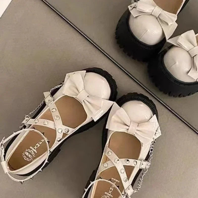 2025 nouvelles Chaussures pour femmes lanières de cheville femmes pompes plate-forme femmes arcs en cuir Mary Jane Punk gothique talon épais Chaussures Femme