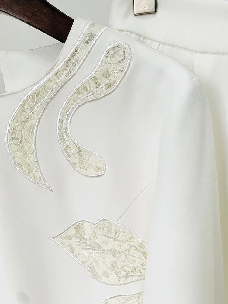 Ensemble de costume de créateur HIGH STREET, nouveauté 2026, pour femme, avec haut à manches évasées et pantalon, orné de dentelle et de patchwork brodé