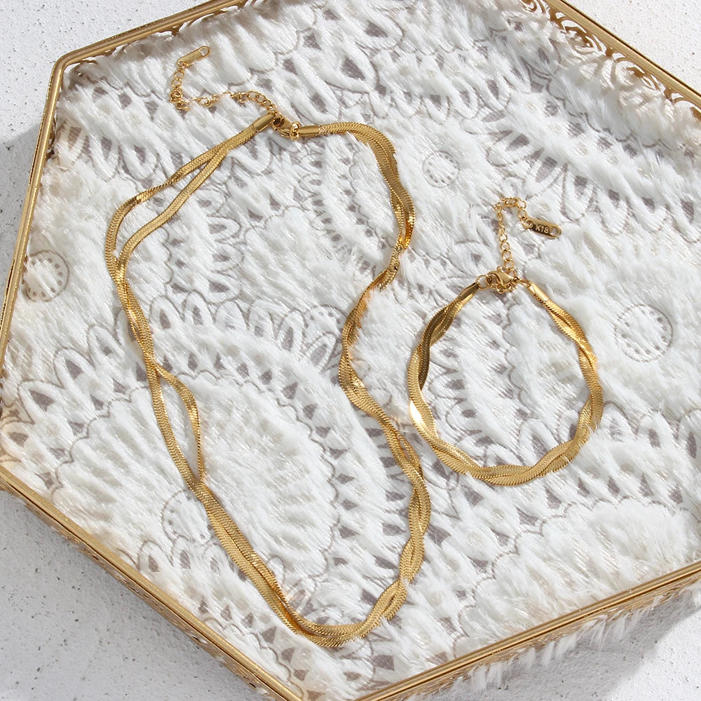 E.B.belle – ensemble de bracelets et colliers en chaîne à chevrons tressées imperméables plaqués or, vente en gros de bijoux en acier inoxydable pour femmes