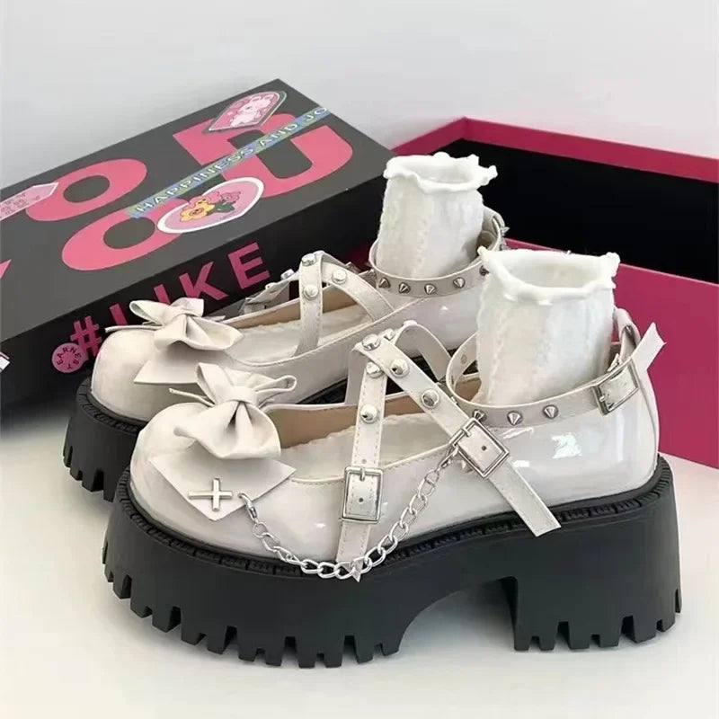 2025 nouvelles Chaussures pour femmes lanières de cheville femmes pompes plate-forme femmes arcs en cuir Mary Jane Punk gothique talon épais Chaussures Femme