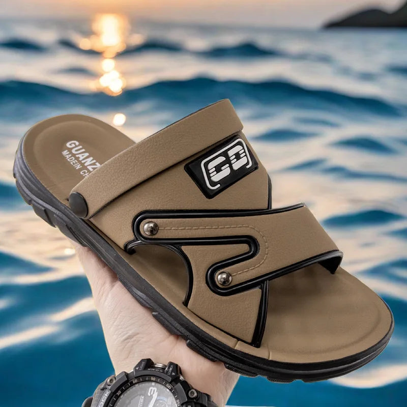 Sandales pour hommes chaussures de plage antidérapantes 2025 nouvel été polyvalent Anti-odeur double usage mode pour hommes imperméable Cool pantoufles