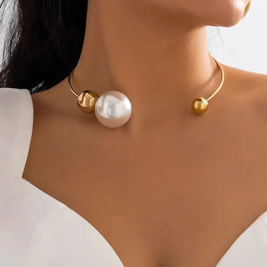 Collier ras du cou gothique élégant pour femmes, grande perle d'imitation blanche, pendentif boule, chaîne de clavicule, bijoux de mariage, nouveauté 2022