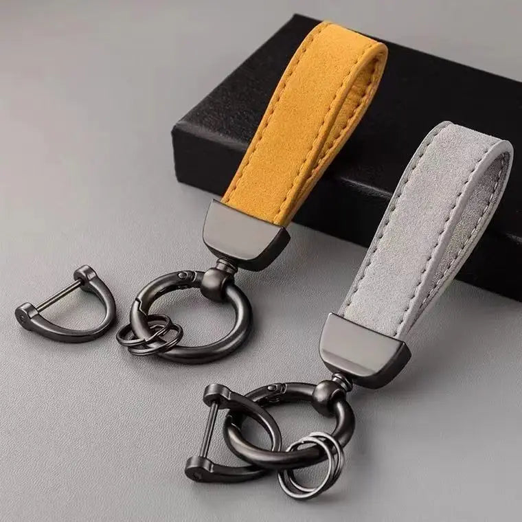 Porte-clés en daim de couleur unie, corde tissée, pendentif de clé de voiture haut de gamme à la mode et créatif, anneau de chaîne pour hommes et femmes, Couple