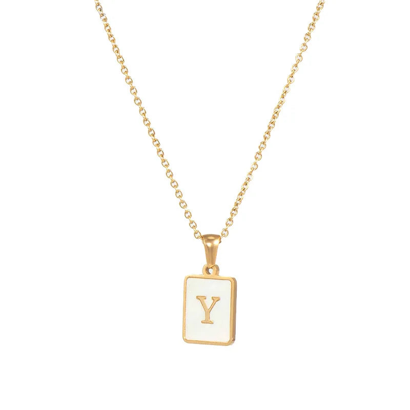 E.B.belle – collier minimaliste en nacre pour femmes, en acier inoxydable, sans ternissement, avec lettres plaquées or