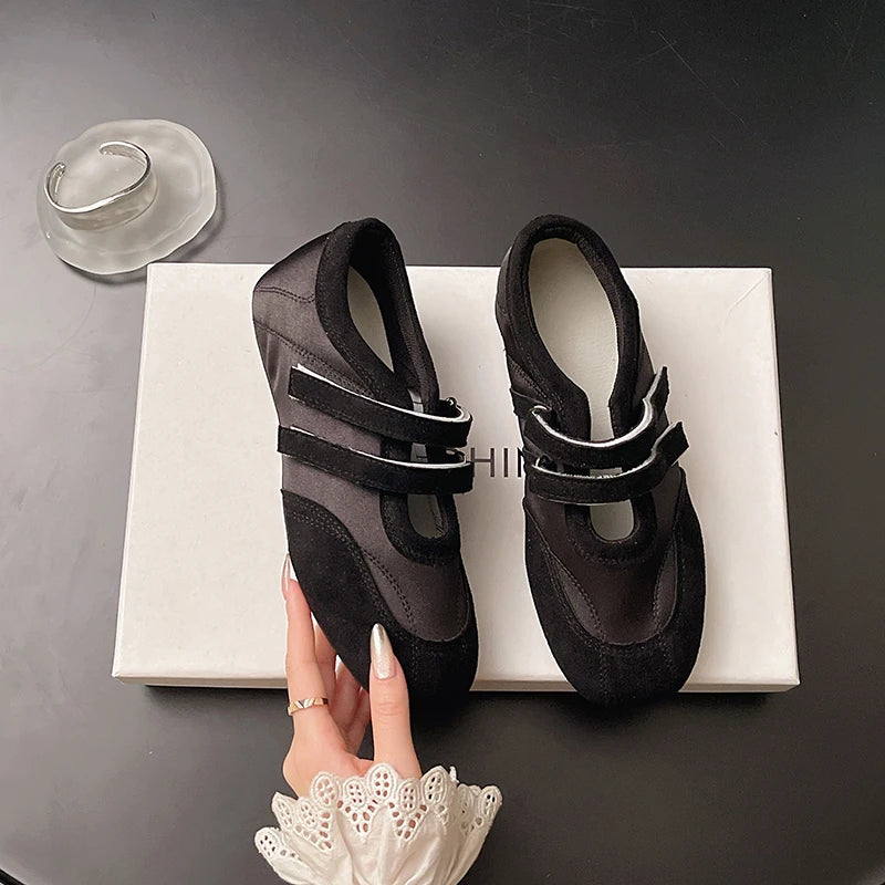 Baskets pour femmes chaussures plates course Chaussures de Sport concepteur printemps Chaussures décontractées 2025 mode nouvelle tendance marche confort Femme Chaussures