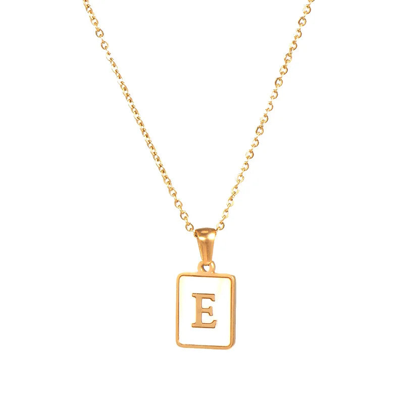 E.B.belle – collier minimaliste en nacre pour femmes, en acier inoxydable, sans ternissement, avec lettres plaquées or