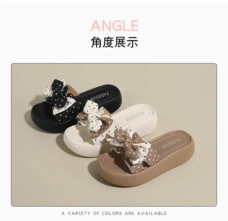 Nouvelles chaussures pour femmes 2026, style français haut de gamme, pantoufles d'extérieur antidérapantes, sandales d'été à semelle souple