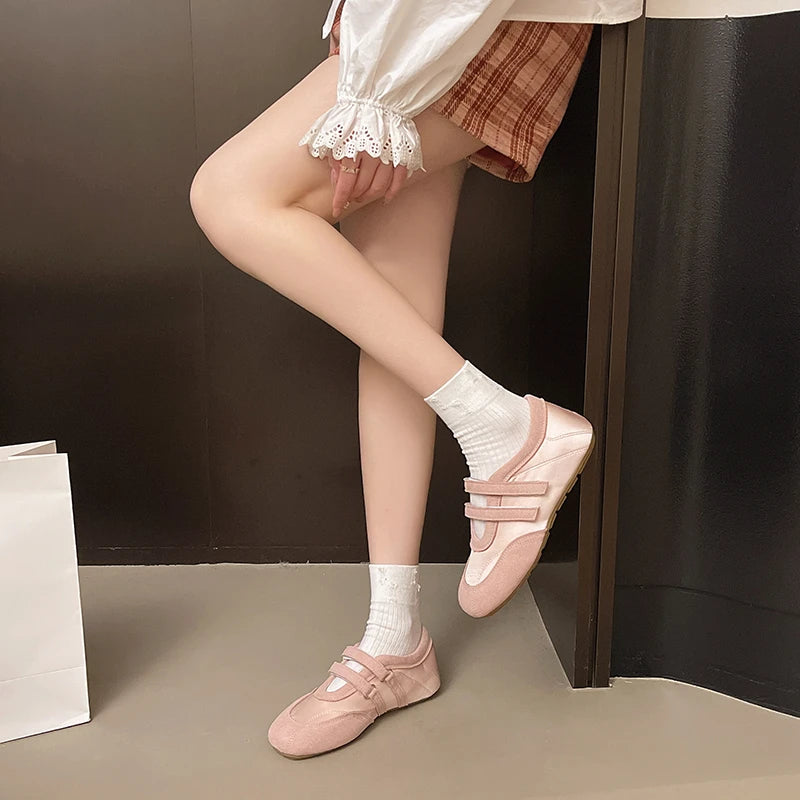 Baskets pour femmes chaussures plates course Chaussures de Sport concepteur printemps Chaussures décontractées 2025 mode nouvelle tendance marche confort Femme Chaussures