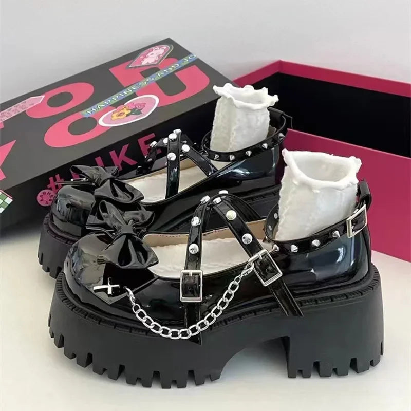 2025 nouvelles Chaussures pour femmes lanières de cheville femmes pompes plate-forme femmes arcs en cuir Mary Jane Punk gothique talon épais Chaussures Femme