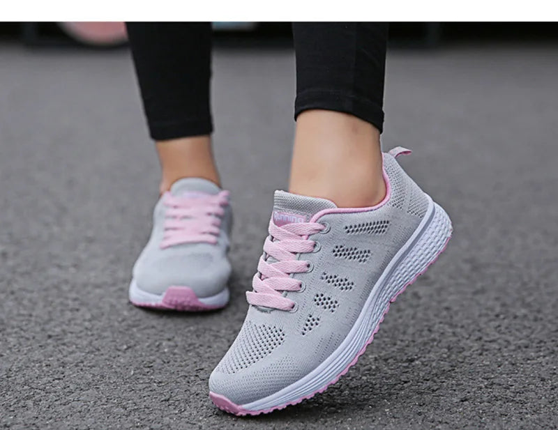 Baskets plates en maille pour femmes, chaussures vulcanisées, blanches, décontractées, respirantes, pour la marche et la Gym, 2021
