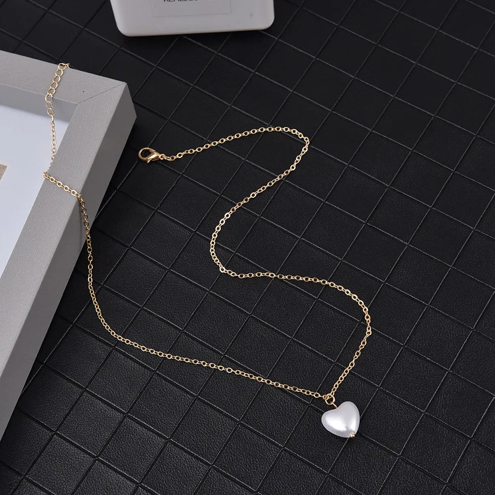 Wu's 2022 nouveau collier de perles amour Imitation collier de perles collier gothique collier polyvalent collier Imitation perle court C